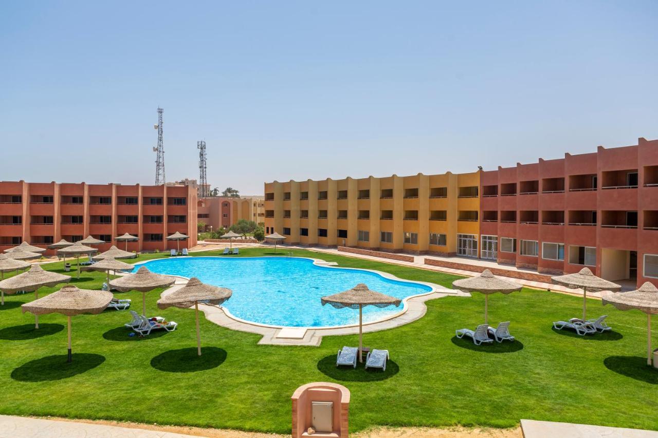 Fanar Hotel Айн-Сохна Екстер'єр фото